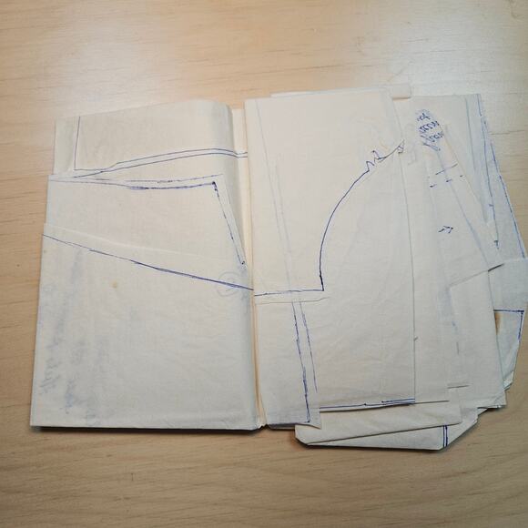 1979 Vintage 905 Girl's Peasant Dress & Blouse Stretch and Sew Chest Size 21-27 - Picture 6 of 8